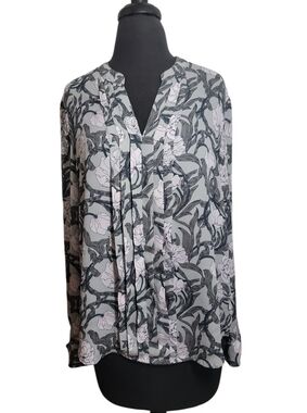 Banana Republic floral pleated v neck blouse size medium gray pink black